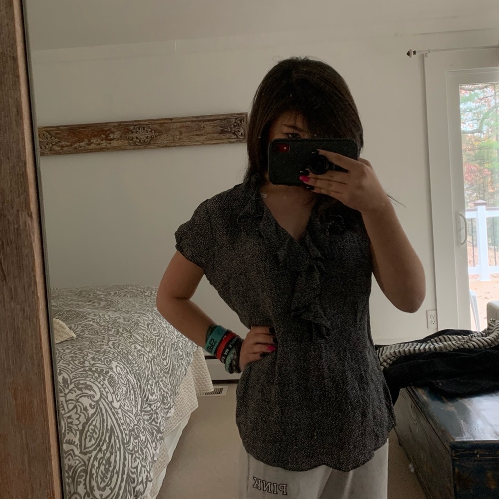 silk white house black market top
